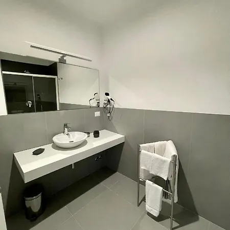 B&B Matthew's 페스키치