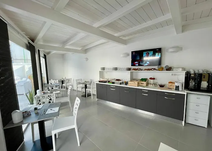 Matthew's 4* פסקיצ'י